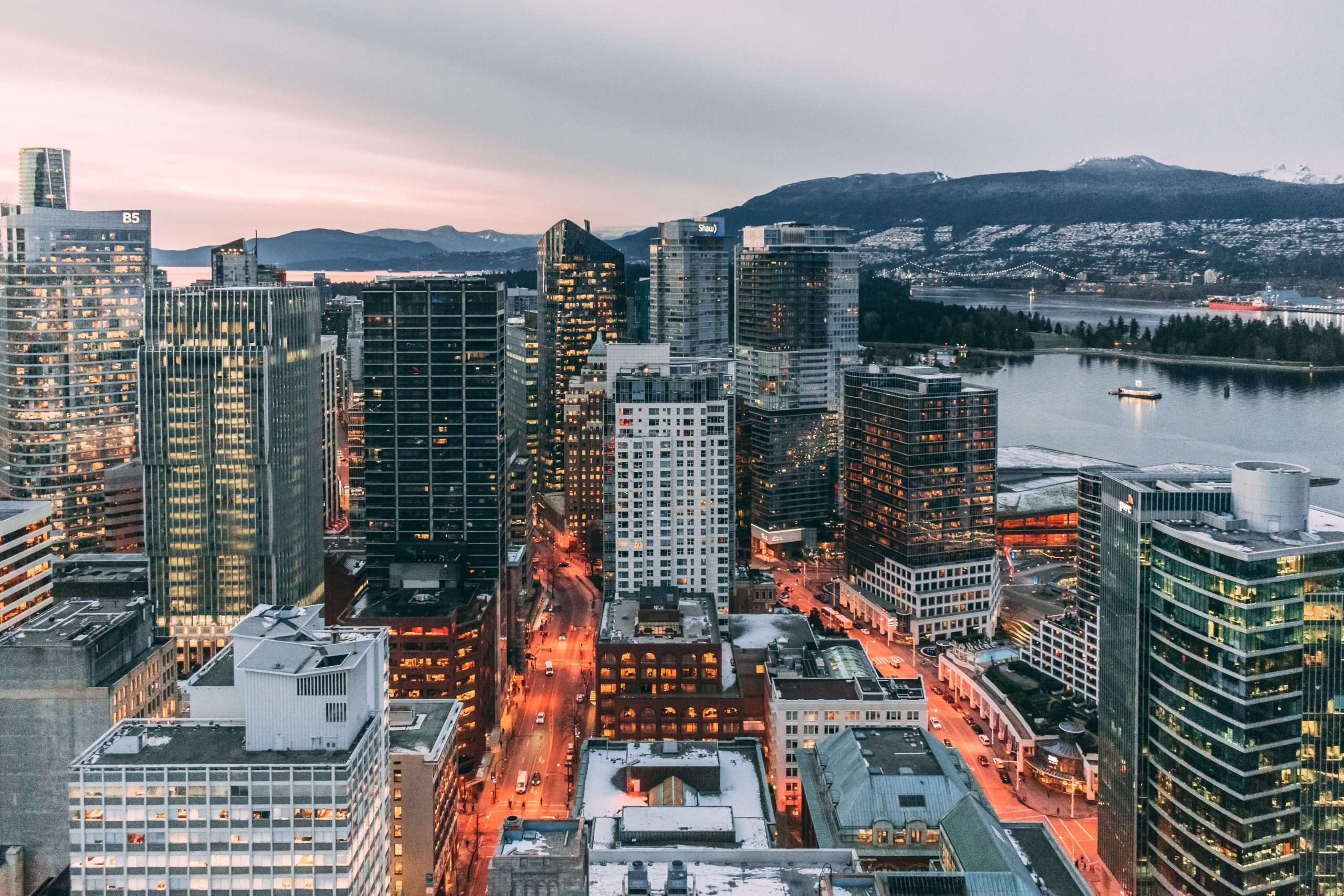 DOWNTOWN VAN: A LIVING WAGE EMPLOYER